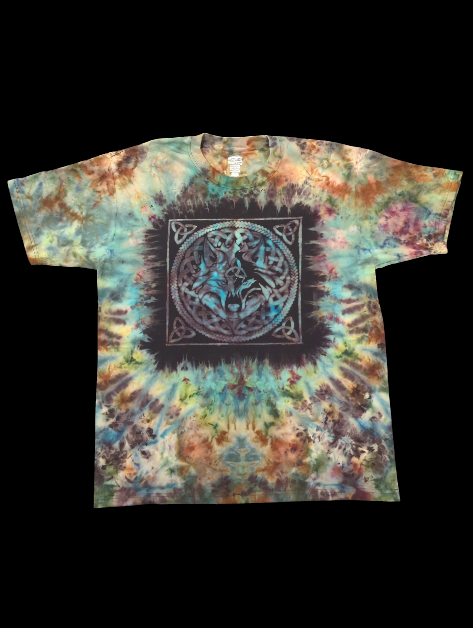 Celtic Wolf - Unisex Tee - XL