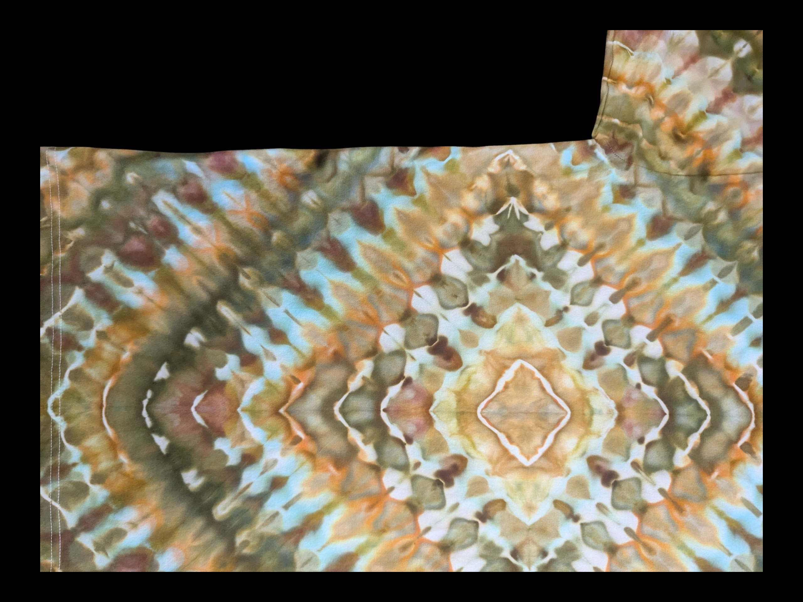 Earthy Diamond Unisex Tee - Medium