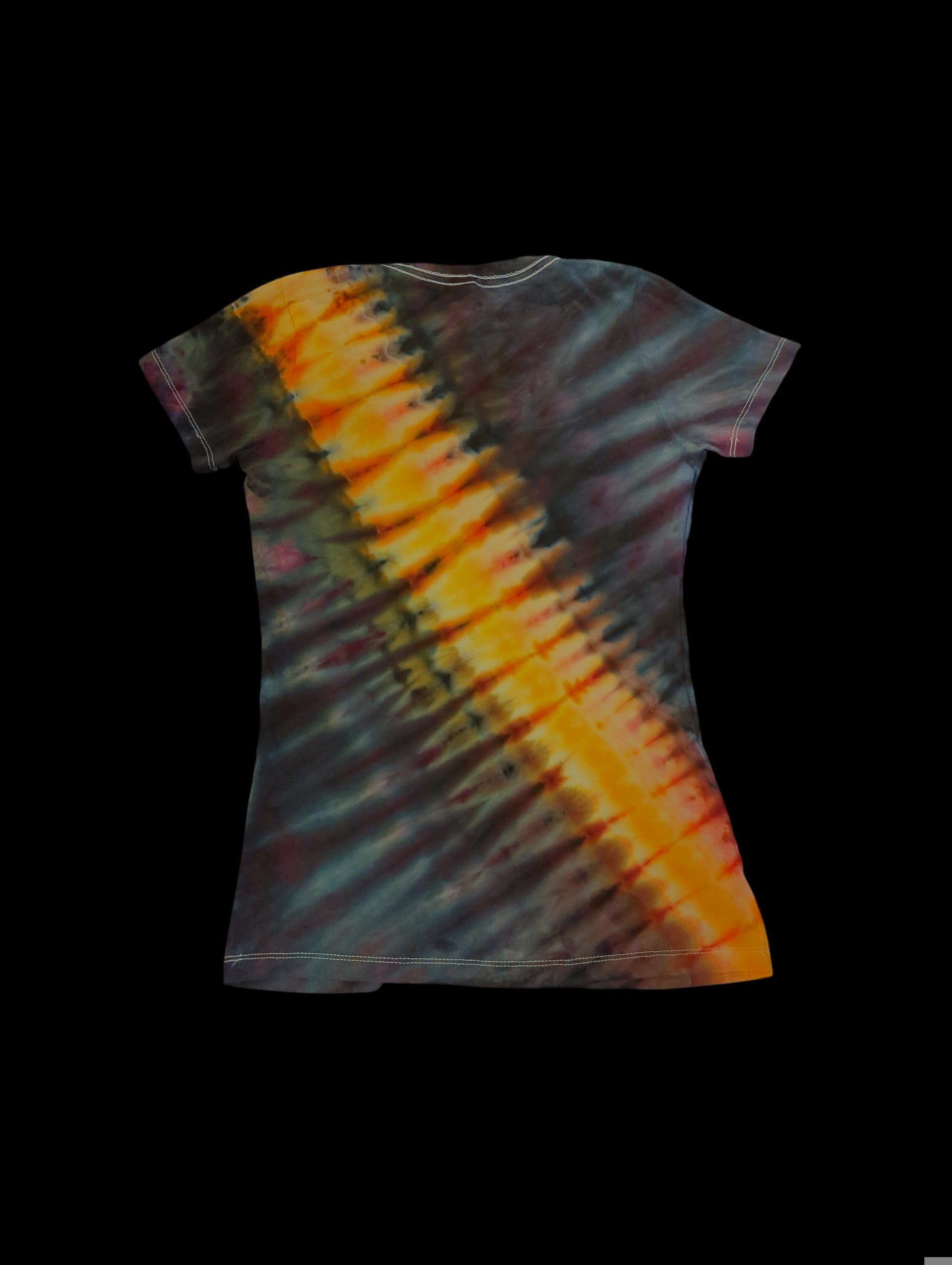 Volcanic Vent V-neck Tee - Femme medium
