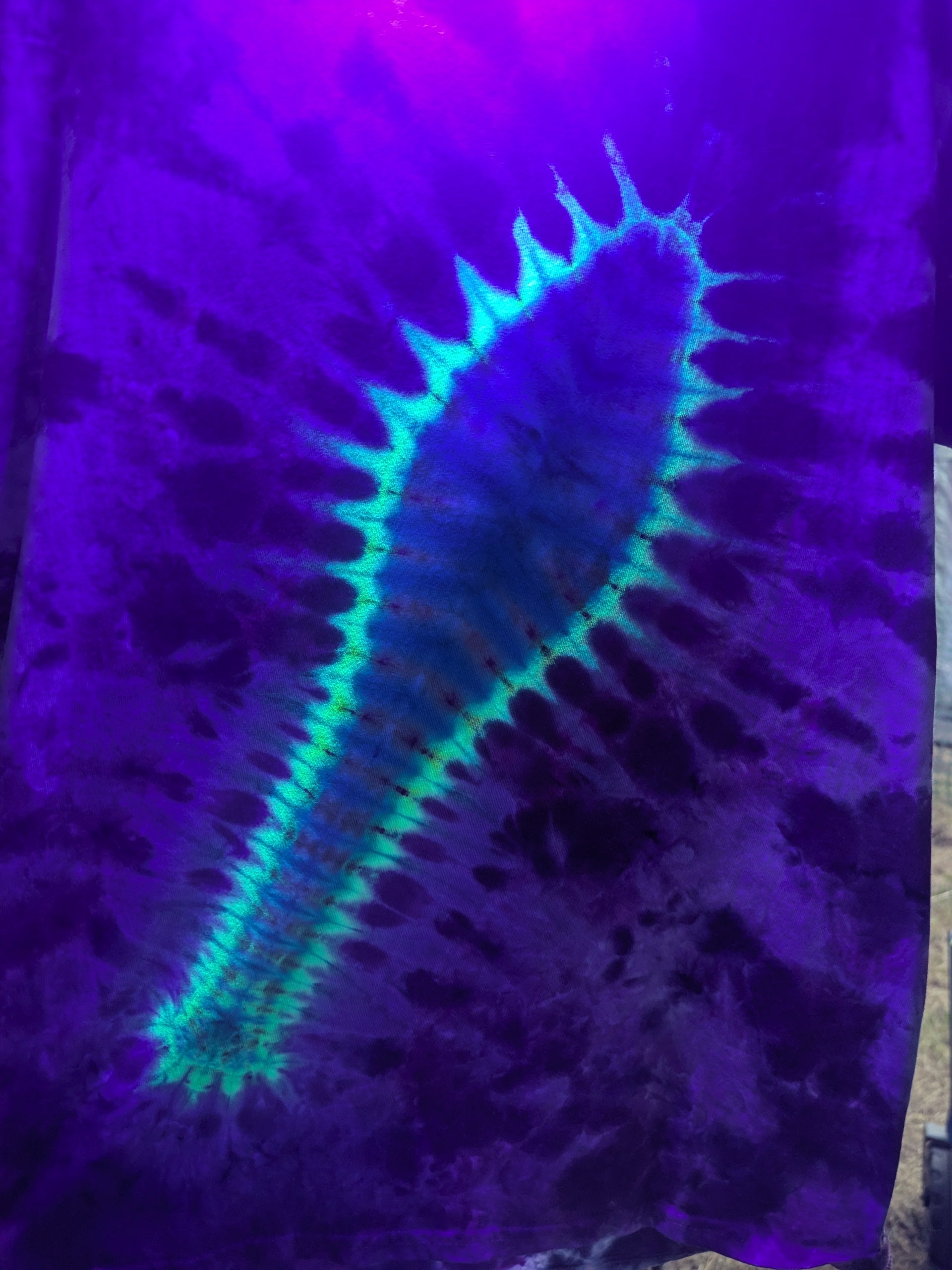 UV Blacklight Juggle Club - Unisex Tee - Medium
